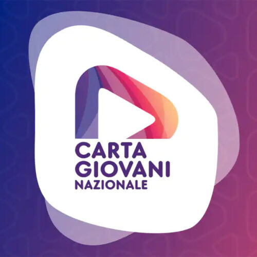 Da oggi in vigore la “Carta Giovani” e la “Carta del merito”