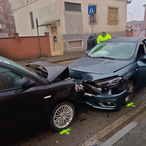 Incidente frontale al Cristo: traffico rallentato in via Casalbagliano