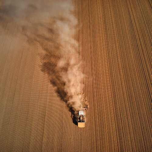 Nasce il collettivo agricoltori autonomi: annunciato corteo con 200 trattori mercoledì 31