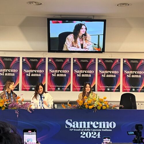 Angelina Mango: “Mia madre mi ha detto, sul palco sei a casa tua”
