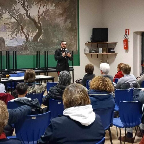 Truffe e furti agli anziani: a Castellar Guidobono i Carabinieri incontrano i cittadini