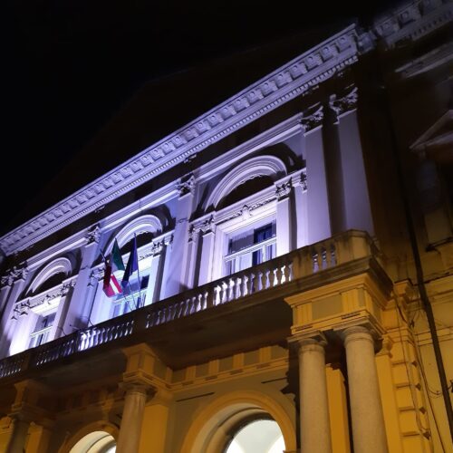 Oggi la facciata dell’ospedale di Alessandria si tinge di viola per la giornata dell’epilessia