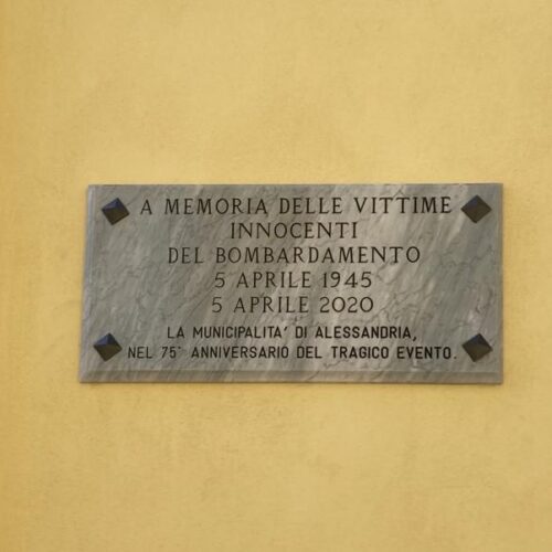 79 anni fa il bombardamento sull’asilo di via Gagliaudo ad Alessandria: venerdì la commemorazione delle vittime