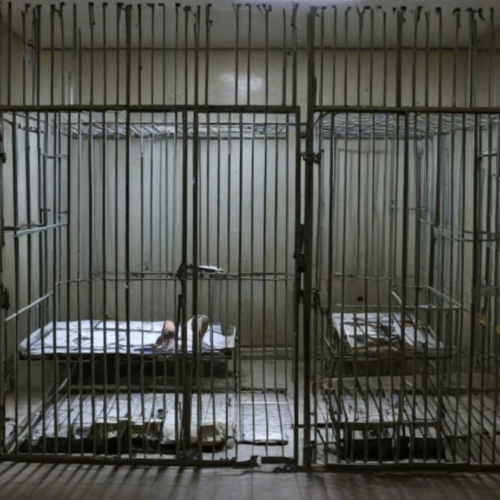 Trapper morto suicida in carcere, il Garante: “Verifiche e controlli”. Antigone: “23 suicidi da inizio anno, uno ogni 3 giorni”