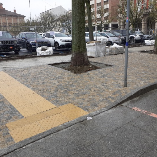 Ad Alessandria prende sempre più forma il nuovo anello pedonale in piazza della Libertà
