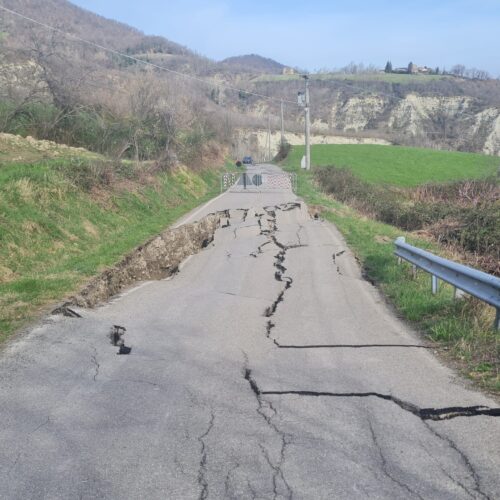 A Garbagna collassa la strada provinciale: da martedì la circolazione è interrotta