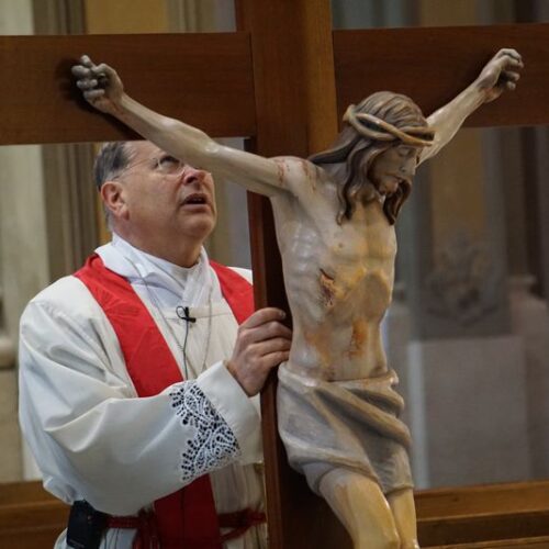 Questa sera la via Crucis ad Alessandria: partenza dal ponte Meier