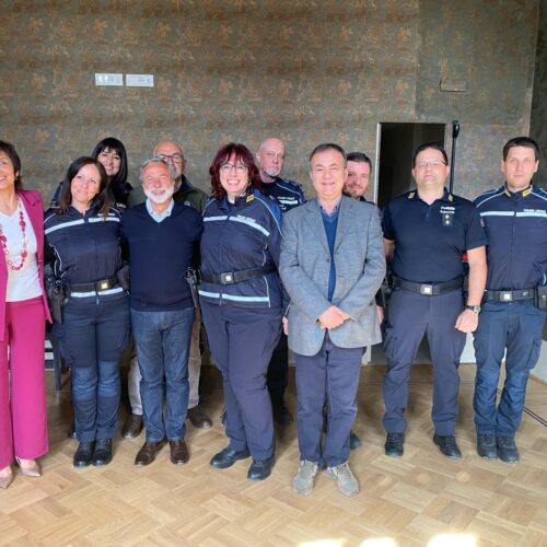 A Novi premiati i vigili che hanno aiutato la comunità