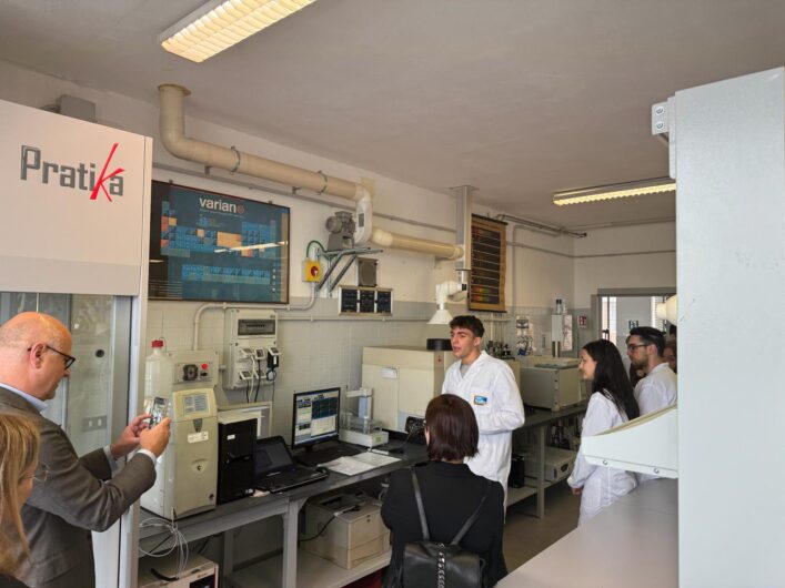 All’Istituto Volta di Alessandria nuovi macchinari di chimica analitica grazie alla Riccoboni Holding