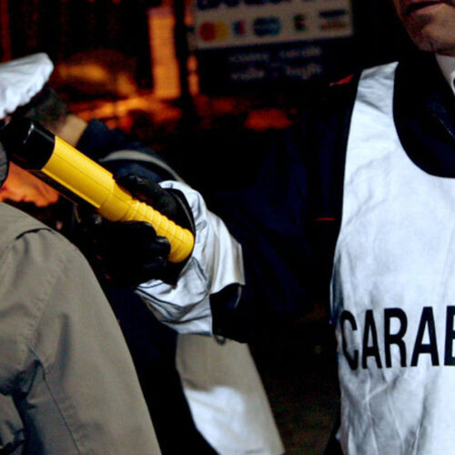 Alla guida ubriaco, automobilista aggredisce Carabiniere che l’aveva fermato per un controllo