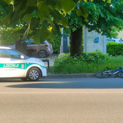 Ciclista investito in viale Michel ad Alessandria: non è in gravi condizioni