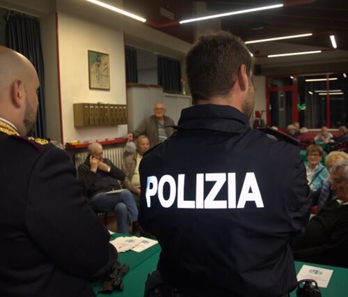 La Polizia incontra i cittadini per aiutarli a difendersi dalle truffe
