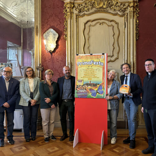 A PrimaFesta a San Salvatore i Bluebeaters, infiorate, mercatini e una “shopper” che lancia la candidatura ai Luoghi del Cuore