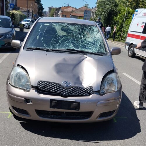 Donna investita da un’auto a Novi Ligure: sul posto il 118 e la Polizia Locale