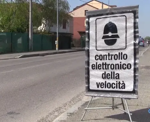 Autovelox: in attesa di “chiarezza” la Polizia Locale di Alessandria mette “in stand by” il rilevatore di velocità