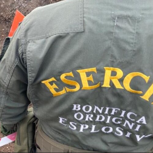 Trovate due bombe a mano della Seconda Guerra Mondiale durante una ristrutturazione a Garbagna