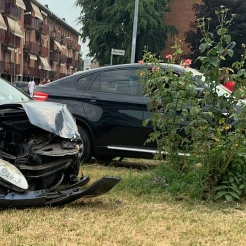 Incidente al quartiere Cristo tra via Basso e via Togliatti: due persone ferite, non sono gravi