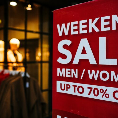 Saldi: gli alessandrini pronti ad acquistare soprattutto nei negozi fisici