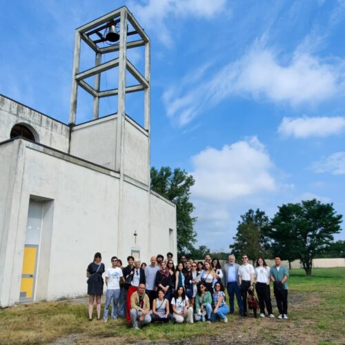 La chiesa e le opere di Gardella affascinano i giovani architetti del Master internazionale Arurcohe