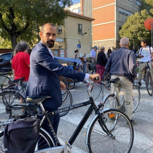 “La bici è il mio mezzo di servizio”: il sindaco Lissia pedala tra i cittadini