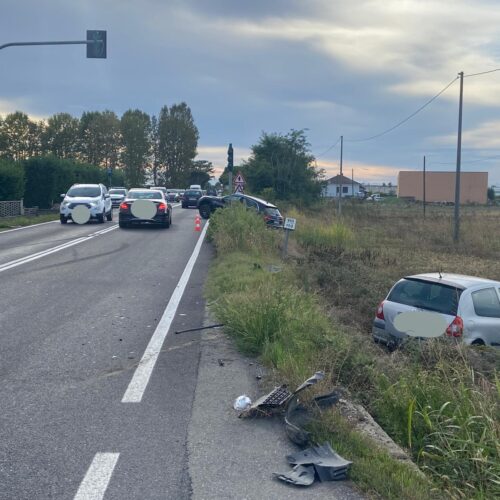 Incidente a Ventolina: auto fuori strada e rallentamenti