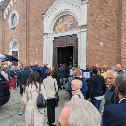 Al quartiere Cristo di Alessandria l’ultimo saluto all’imprenditore Carlo Menabò