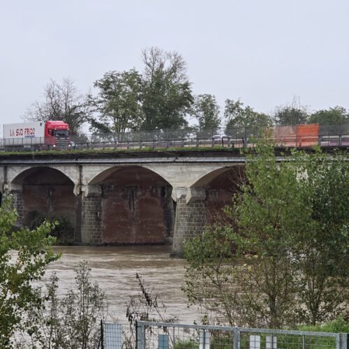 Piena della Bormida nel pomeriggio di oggi: possibile chiusura del ponte ad Alessandria