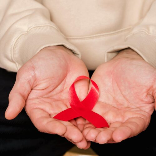 Giornata mondiale contro l’Aids: in Piemonte 160 nuove infezione da Hiv nel 2024, in lieve aumento