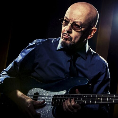 Enrico Ruggeri presenta in concerto il nuovo album “La caverna di Platone”