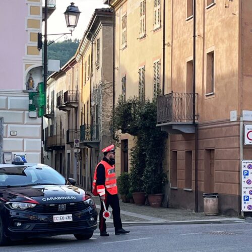 Lite a Bistagno: Carabinieri bloccano uno dei protagonisti armato di bastone