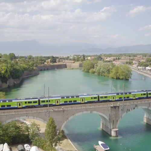 Atmosfera anni Venti e  luoghi magici. Dal 27 aprile in treno verso i laghi di Como