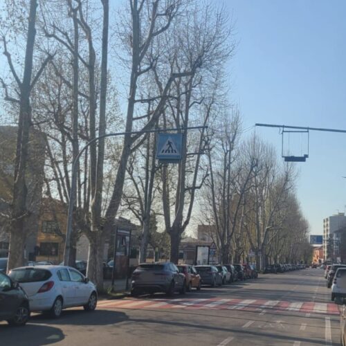 “Illuminate anche i passaggi pedonali” verso l’Ospedale. Comune: “Lavori in programma e presto al via”