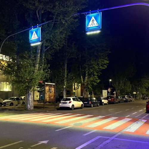 Ripristinate le insegne luminose davanti agli ospedali di Alessandria