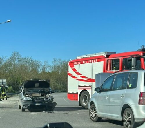 Scontro tra due auto tra Valenza e Casale: una donna ferita, non in gravi condizioni