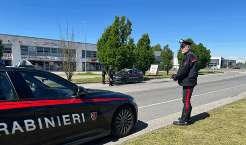 Molteplici reati e un mandato di arresto europeo: bloccato dai Carabinieri di Vigevano