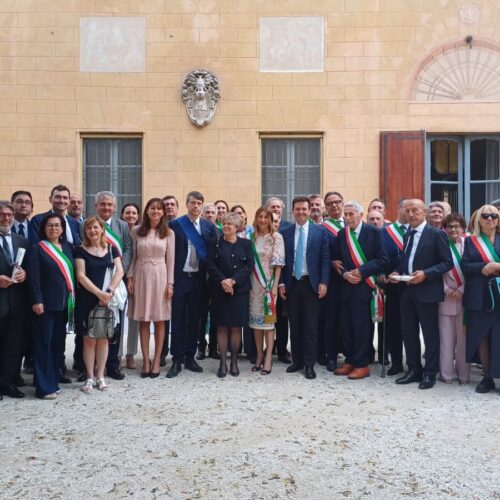 Pavia celebra la Repubblica: onorificenze e musica nei Giardini Malaspina