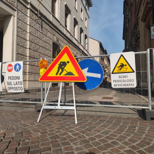 Si prolungano i lavori in via Pontida ad Alessandria: strada chiusa fino a venerdì 4 luglio