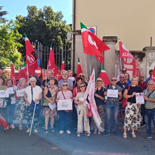 Presidio per i consultori. Cgil e Spi: “Fondamentali, serve incrementarli e potenziarli”