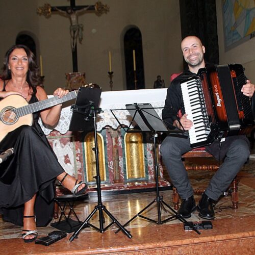 Grande successo a Litta Parodi per il concerto del duo Centola-Disabato