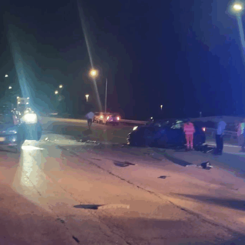 Scontro tra due auto sul cavalcavia di Spinetta