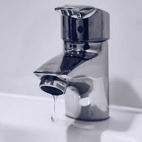 Lavori sulla rete idrica: giovedì interruzione dell’acqua al quartiere Cristo e in quattro sobborghi