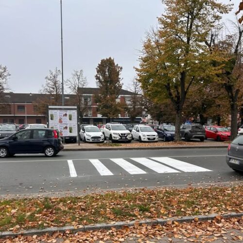 Viale Michel: rifatte le strisce pedonali e dipinte le bande di rallentamento, ma “gli automobilisti non si fermano”