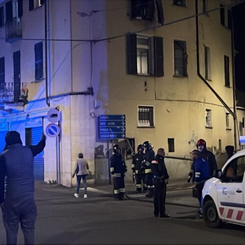 Camion rompe un tubo del gas a Castellazzo: in corso la riparazione