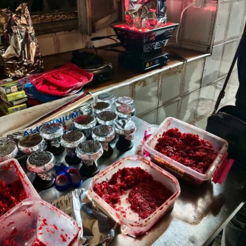 Controlli nei Shisha Bar a Torino: sequestrati 11 chili di melassa per narghilè