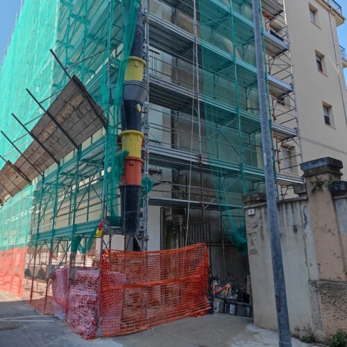 La tragica storia di Ahmed, morto sei mesi dopo la caduta dal ponteggio di un cantiere ad Alessandria