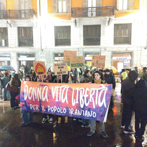 Alessandria in piazza per il popolo iraniano: “La solidarietà è una scelta politica che faremo sempre”