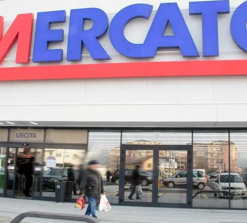 Mercatò di Casale chiude ma per diventare più grosso: smistati in altri punti vendita i 23 lavoratori
