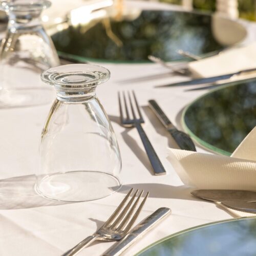 Mangia e non paga il conto di 70 euro: per un anno non potrà più andare nei ristoranti del Pavese