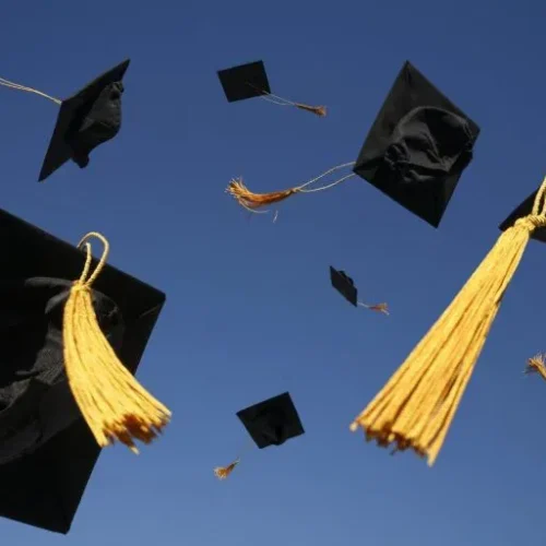 All’Upo donne eccellenza nelle materie scientifiche ma nel lavoro resta il divario di genere