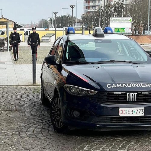 Ruba merce al supermercato e fugge: intercettato e arrestato dai Carabinieri